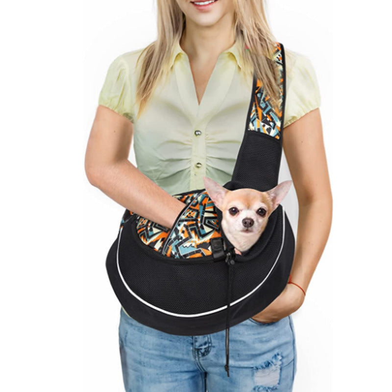 👜🐾 "Adventure Awaits: Outdoor Portable Crossbody Bag for Dogs & Cats - Carry Your Pet in Style!" 🐾👜